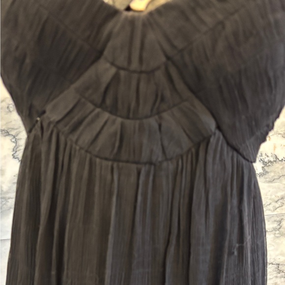 BCBG silk (like chiffon) dress - Picture 2 of 5